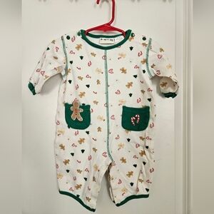 Burt's Bees White and Green Holiday Footie